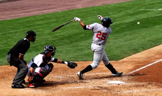 A arte de bater para o poder no beisebol