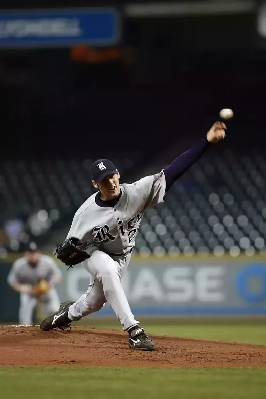 A mecânica do arremesso de beisebol